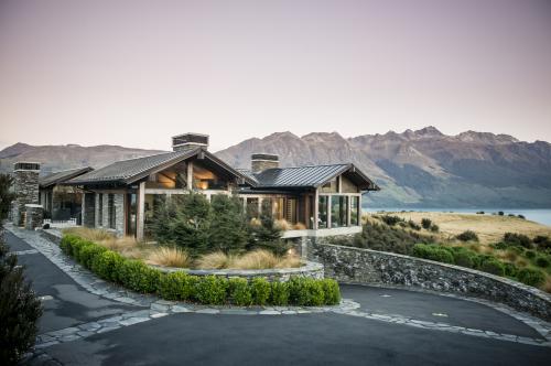 Peak Projects : Queenstown, Central Otago, New Zealand : Project  Management, Development, Design & Construction of Winery, Airport,  Commercial & Industrial Developments.